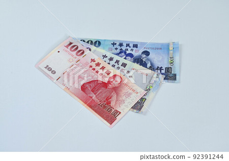 Banknotes, New Taiwan dollars, Taiwan dollars, 100, 500, 1000, paper banknotes, 錢 92391244