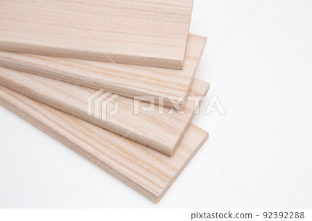 Paulownia lumber (wood) Paulownia lumber (wood) 92392288