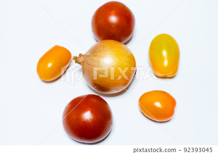 Onion tomato Onion tomato 92393045