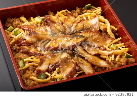Rice cooked with eel Rice cooked with eel 92393921