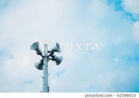 天空和揚聲器 92396618