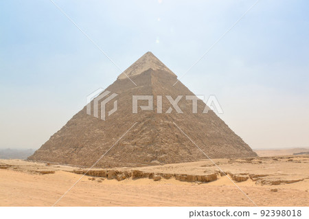 Egypt's World Heritage Site, Pyramid of Khafre, the Three Great Pyramids of Giza Egypt's World Heritage Site, Pyramid of Khafre, the Three Great Pyramids of Giza 92398018