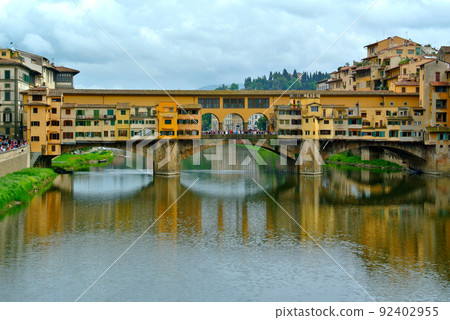 Ponte Vecchio, Florence, Italy 92402955