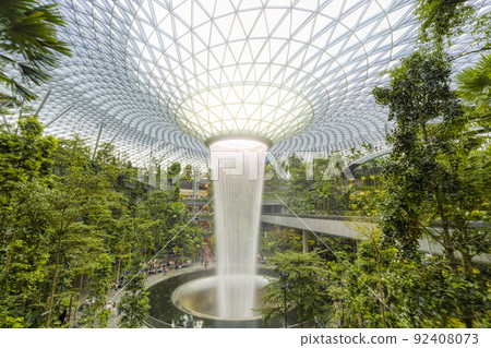 Indoor artificial waterfall at Singapore Changi Airport "Jewel" 92408073