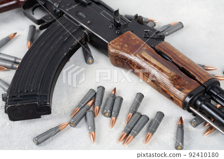 kalashnikov ak47 gun and 7,62 mm amminition 92410180