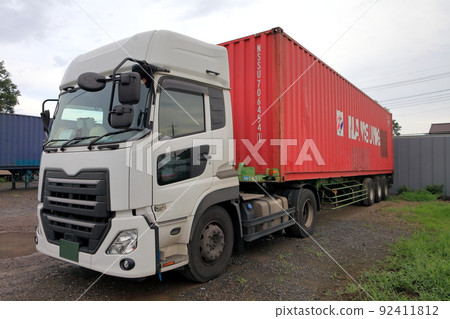 Trailer truck image 92411812