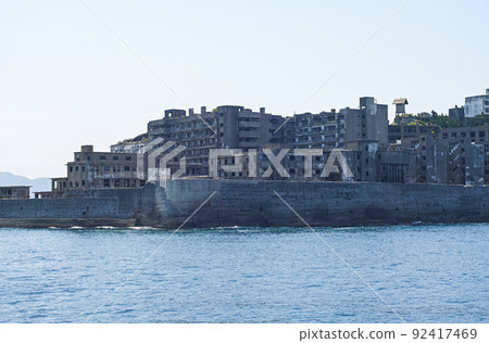 長崎縣/從海上看到的“軍艦島（端島）” 92417469