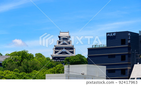 Cityscape "Kumamoto Castle scenery from Ginza Dori, Kumamoto City" 92417963