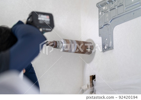 Air conditioner installation work Core drill rotary vibration Board hole saw Left piping Air conditioner installation work Core drill rotary vibration Board hole saw Left piping 92420194