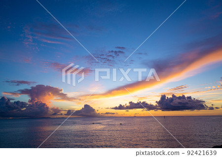 沖繩縣日落魔法時刻海景 沖繩縣日落魔法時刻海景 92421639