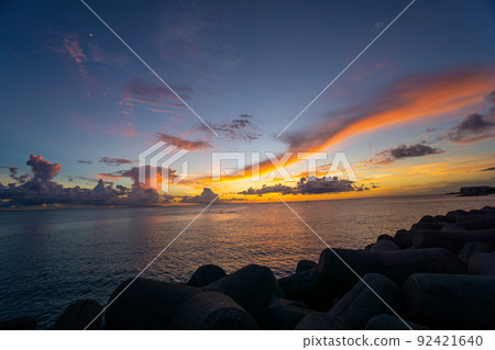 沖繩縣日落魔法時刻海景 沖繩縣日落魔法時刻海景 92421640