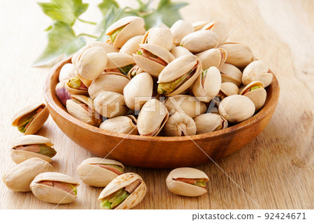 Unglazed pistachios Unglazed pistachios 92424671