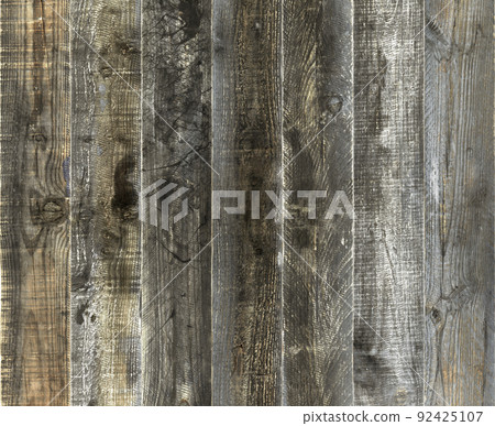 Gray flooring with a vintage feel, reusing old lumber pallets Gray flooring with a vintage feel, reusing old lumber pallets 92425107