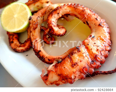 希臘克里特美食伊拉克利翁烤章魚 希臘克里特美食伊拉克利翁烤章魚 92428664