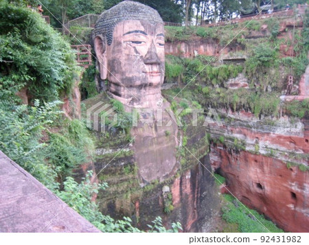 Leshan Giant Buddha in Sichuan, China Leshan Giant Buddha in Sichuan, China 92431982
