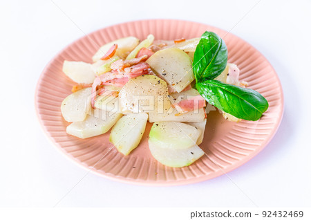Sautéed kohlrabi and bacon 92432469