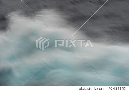 來自小笠原丸的波濤洶湧的海景 來自小笠原丸的波濤洶湧的海景 92433162