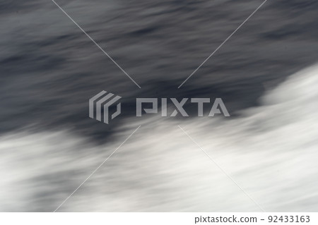 來自小笠原丸的波濤洶湧的海景 來自小笠原丸的波濤洶湧的海景 92433163