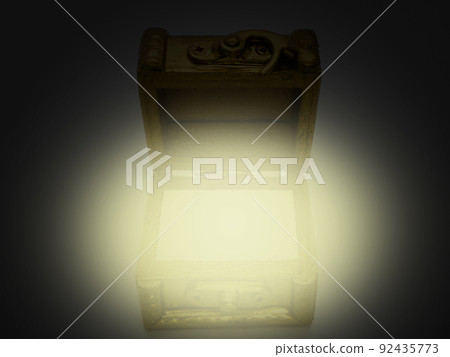 Treasure chest in the dark Treasure chest in the dark 92435773