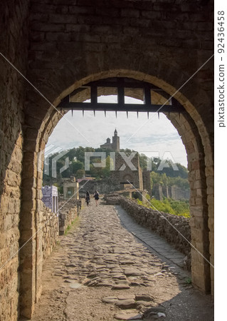 保加利亞歷史中心 Veliko Tarnovo 的 Tsarevets 堡壘 92436458