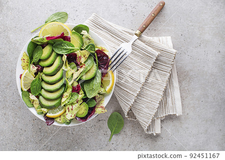 Avocado salad 92451167