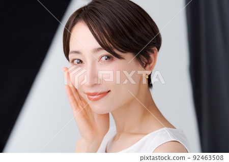 Female skin care 92463508