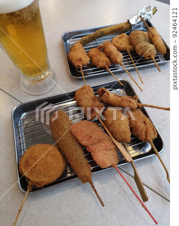 炒豬肉和那迦的串 炒豬肉和那迦的串 92464121