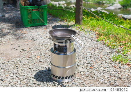 [Minimum solo camp at auto campsite, new bonfire stand] 92465032