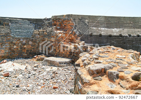 Nagasaki Prefecture / Gunkanjima (Hashima) Landing scenery Inside the brick-laying revetment (precious remains) 92472667