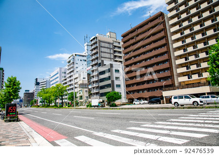 We are looking toward National Highway No. 2 from Takaramachi on Ekimae-dori. Please enjoy the bright office building scenery of Fujimi Town. Hiroshima We are looking toward National Highway No. 2 from Takaramachi on Ekimae-dori. Please enjoy the bright office building scenery of Fujimi Town. Hiroshima 92476539