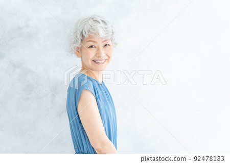 A smiling senior woman A smiling senior woman 92478183