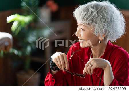 Fashionable senior women Fashionable senior women 92478309