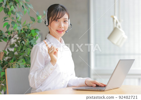One-point pose operator 3 92482721