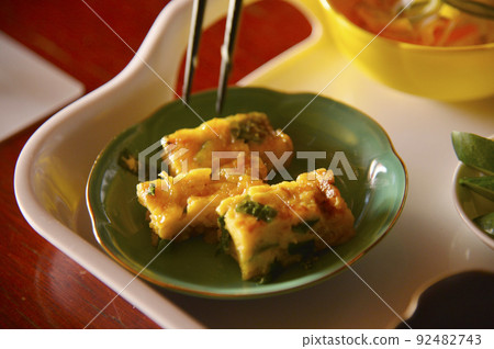 設置早餐 設置早餐 92482743