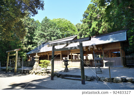 佐那神社【三重縣瀧區瀧町】 92483327