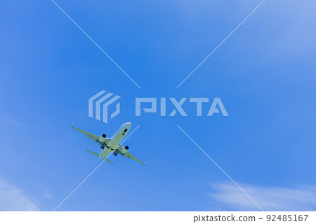 "Airplane" Boeing 737-800 Boeing 737-800 92485167