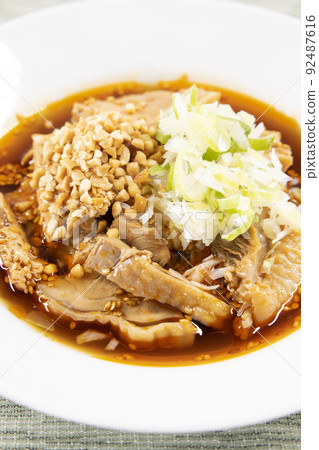 Delicious Chinese food, Mouthwater chicken 92487616