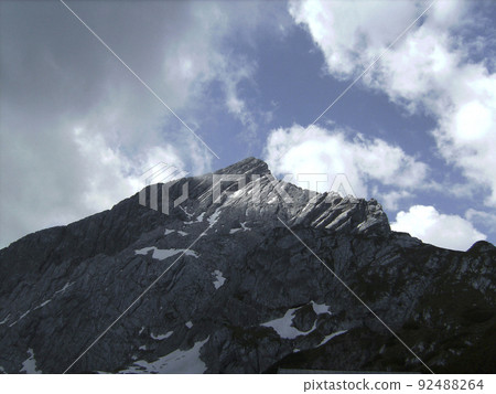 Mountain Alpspitze in Garmisch-Partenkirchen, Bavaria, Germany 92488264