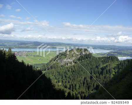 Mountain panorama from Tegelberg mountain, Bavaria, Germany 92489349