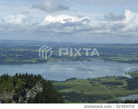Mountain panorama from Tegelberg mountain, Bavaria, Germany Mountain panorama from Tegelberg mountain, Bavaria, Germany 92489350