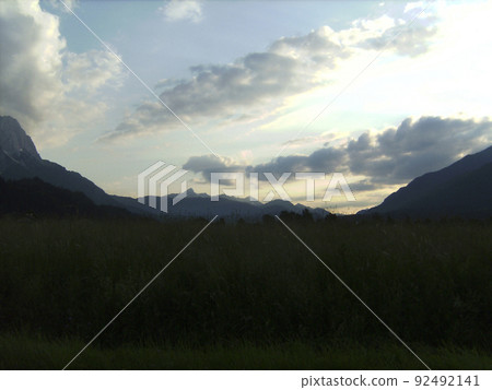 Mountain view in Garmisch-Partenkirchen, Bavaria, Germany 92492141