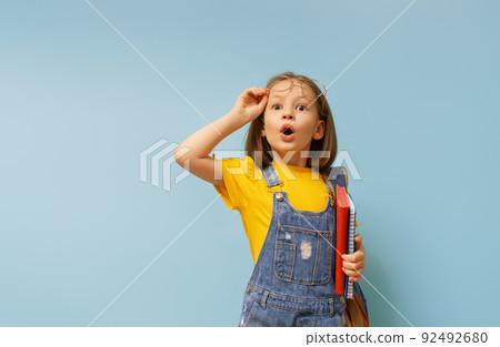 girl is ready to back to school girl is ready to back to school 92492680