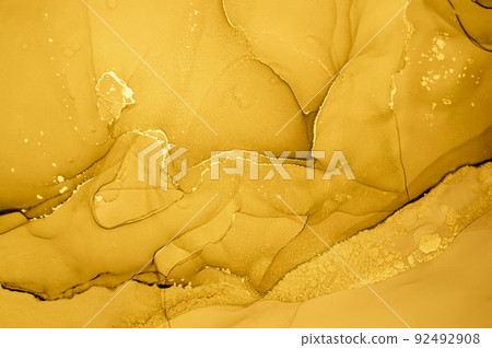 Gold Fluid Art. Abstract Marble Background. 92492908