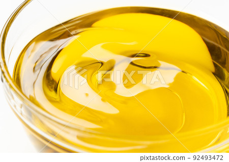 搖晃和蕩漾橄欖油 搖晃和蕩漾橄欖油 92493472