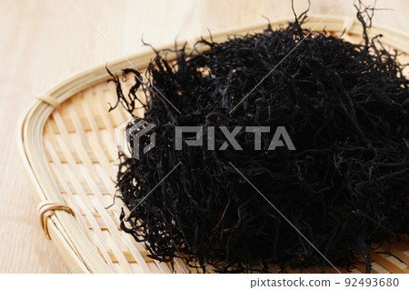 Dried hijiki 92493680