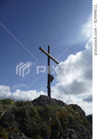 Summit cross of Rindalphorn mountain, Bavaria, Germany Summit cross of Rindalphorn mountain, Bavaria, Germany 92494611
