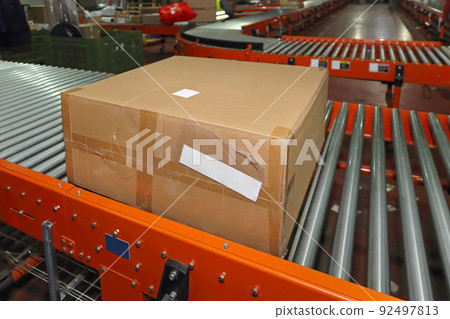 Distribution Warehouse 92497813