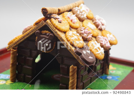 The candy house I dreamed of The candy house I dreamed of 92498843