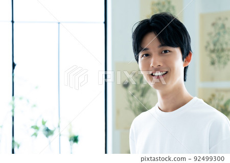 一個微笑的人 92499300