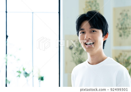 一個微笑的人 92499301